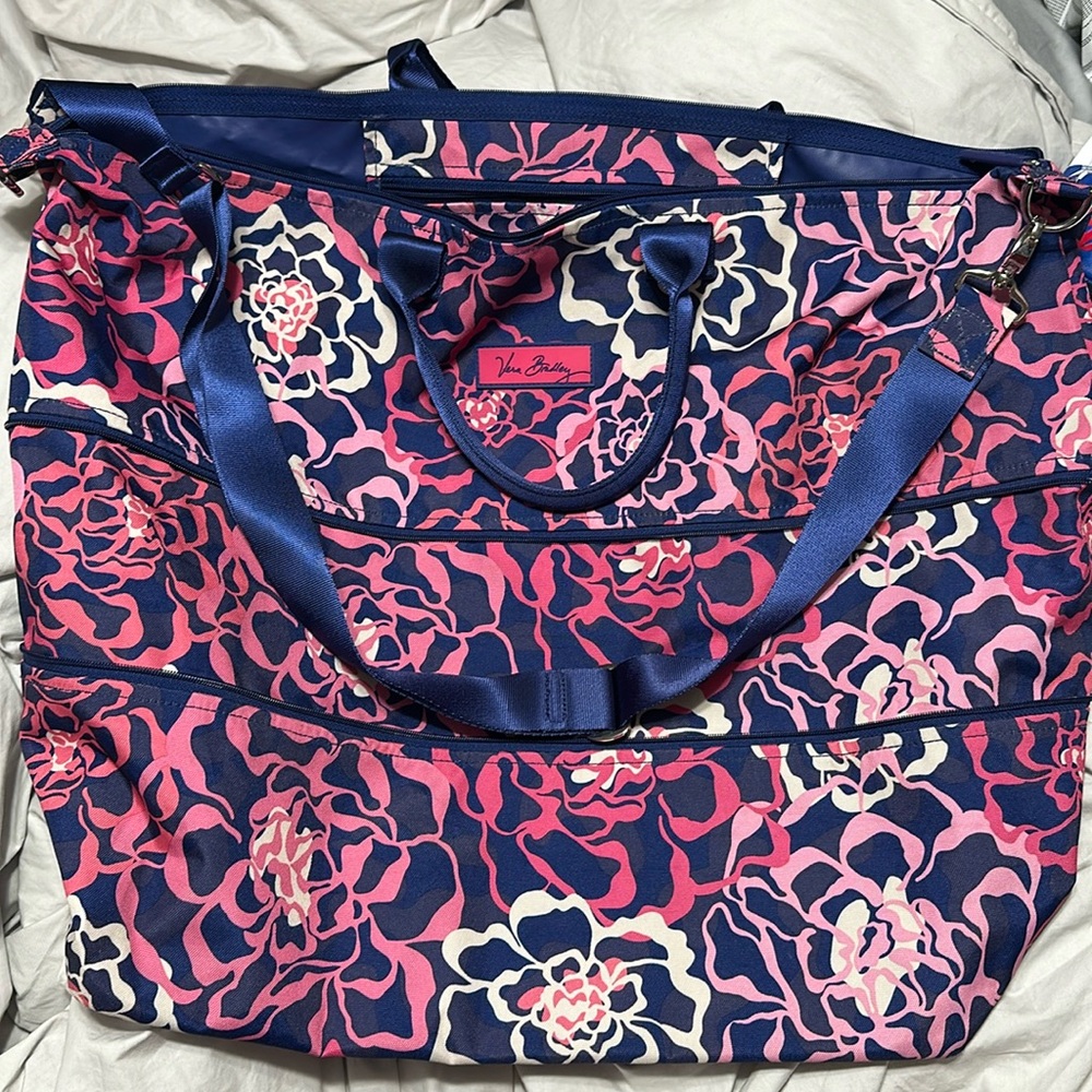 Large Vera Bradley travel bag